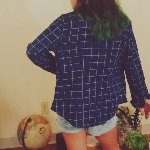 Gingham Oxford Button Down Shirt size L EUC - Picture 4 of 4